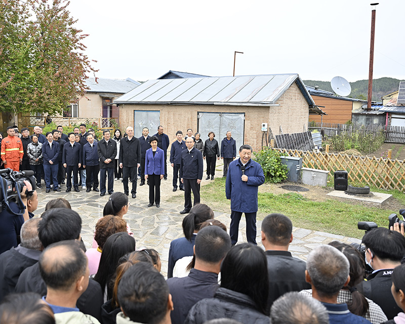 习近平在黑龙江考察时强调牢牢把握在国家发展大局中的战略定位奋力开创黑龙江高质量发展新局面